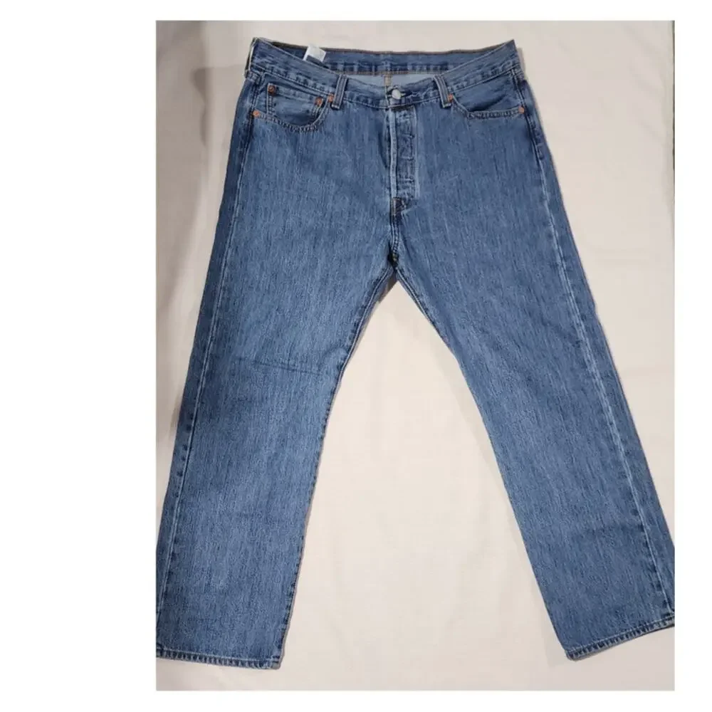 Levi's 501 men's size W36''xL30''-Button fly
